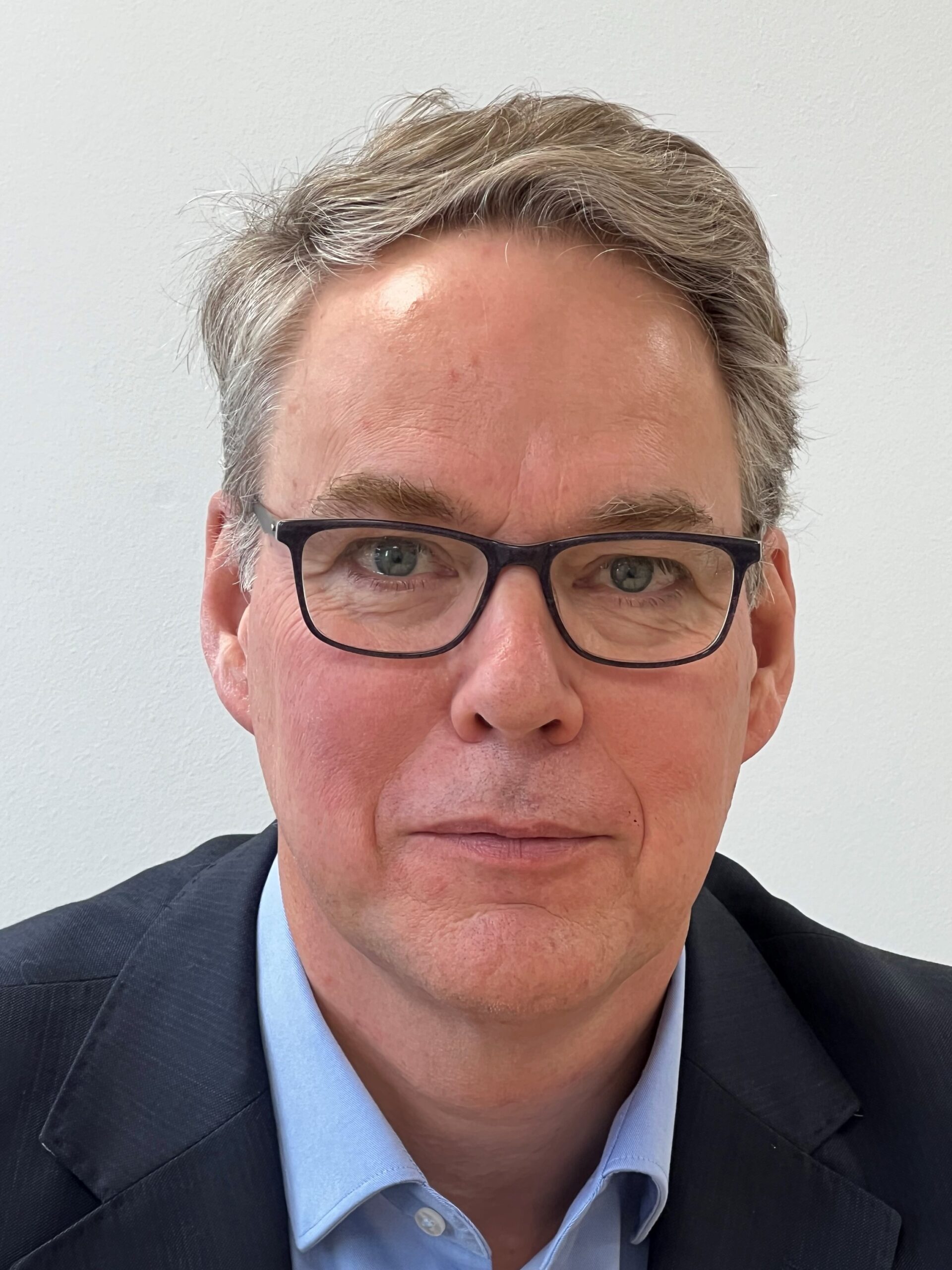Michael van Hemerts headshot